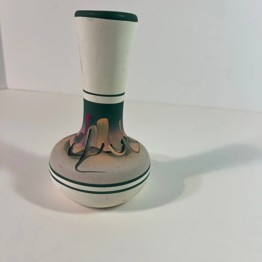 New‎ West Pottery Hand Painted Southwest Landscape Ceramic Bud Vase 1974 5.5